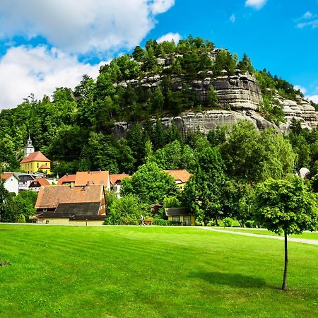 Willa Erholen Im Tiny House Am Waldrand Oybin Zewnętrze zdjęcie